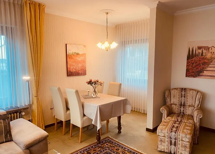 Haus Nachtsheim Apartamento *